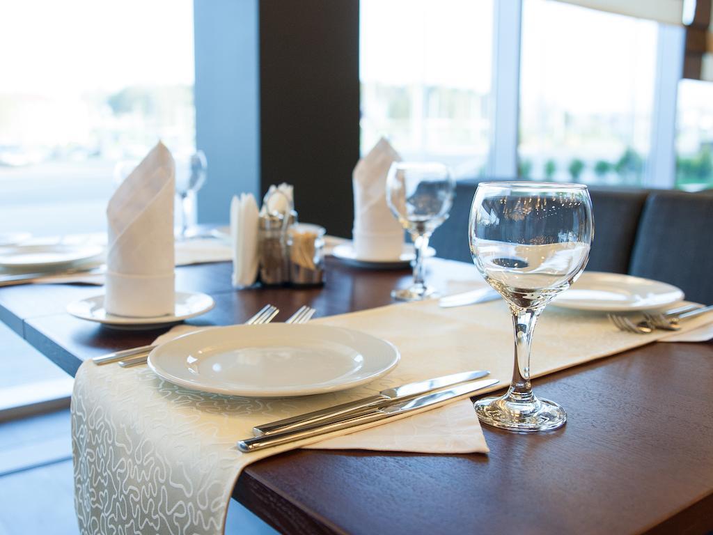 Slavyanskaya Hotel Minszk Kültér fotó