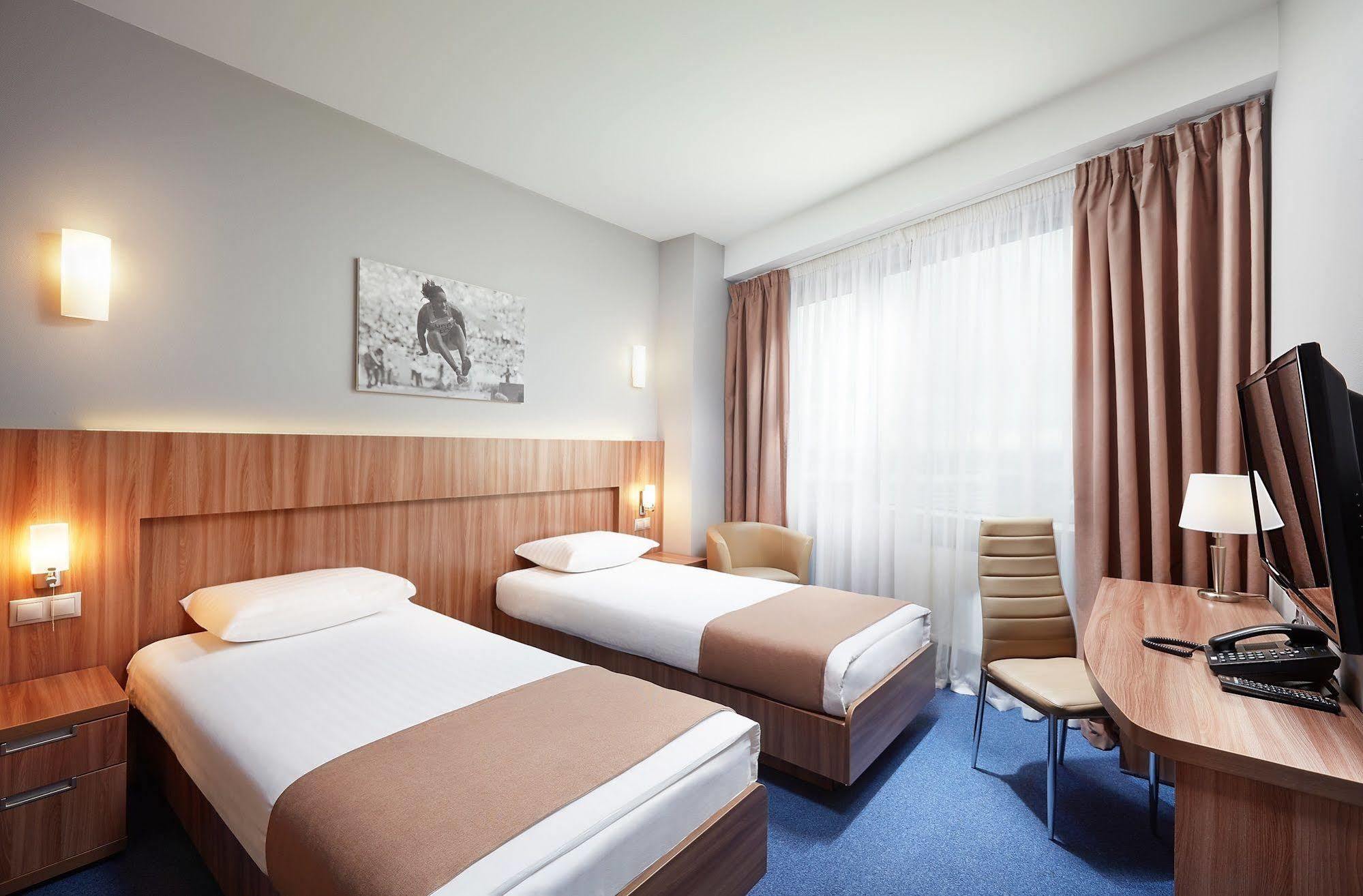 Slavyanskaya Hotel Minszk Kültér fotó